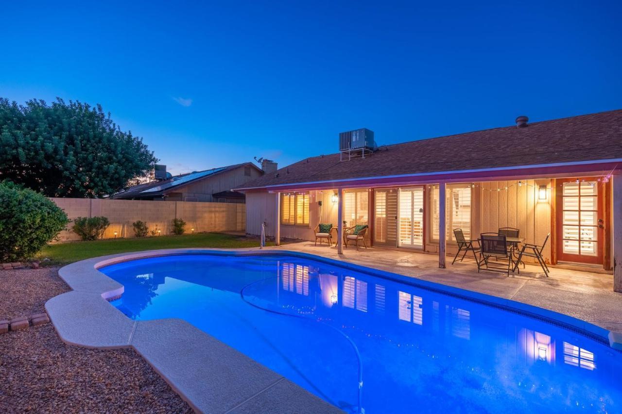 Large Pool With Diving Board, Remodeled 3Bdrm, Near State Farm Stdm And More! Піорія Екстер'єр фото