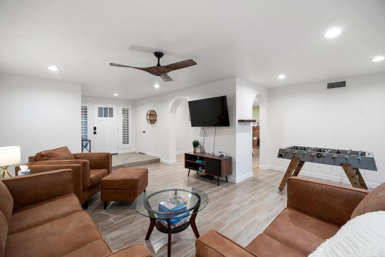 Large Pool With Diving Board, Remodeled 3Bdrm, Near State Farm Stdm And More! Піорія Екстер'єр фото